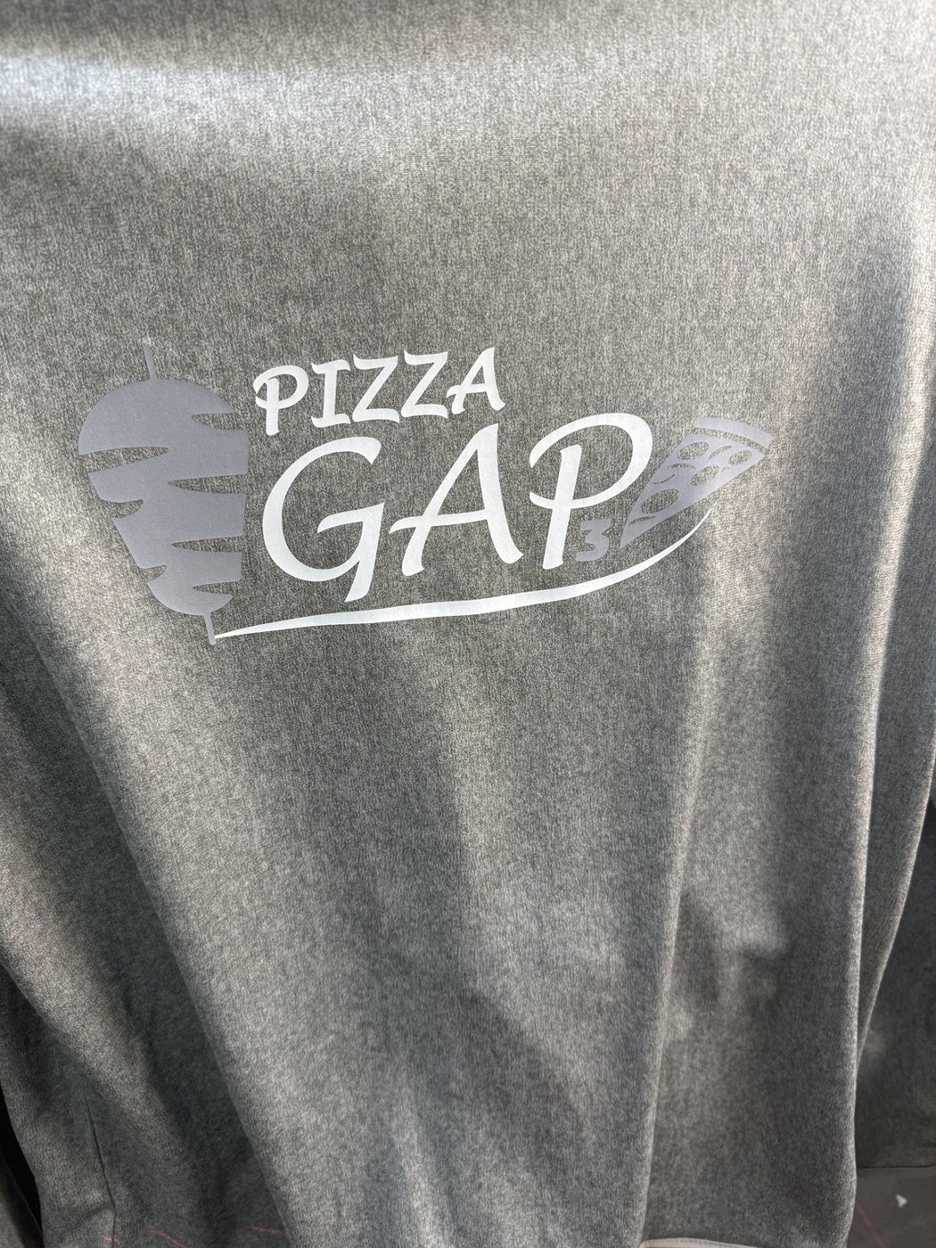 Trainingsjacke mit Sponsor als DTF-Druck